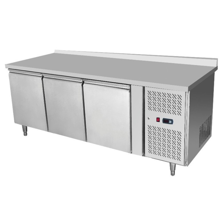 Stół mroźniczy 3-drzwiowy EPF (wersja z rantem tylnim)