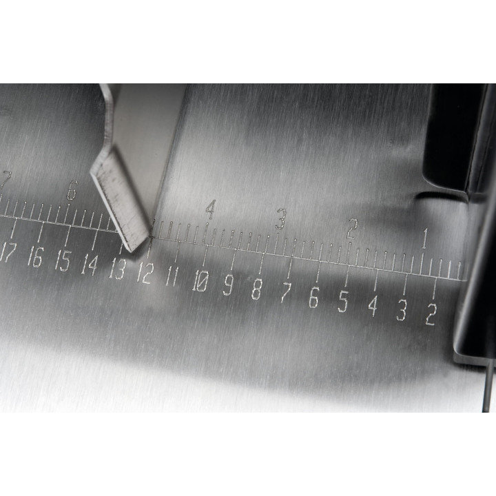 Elektryczna piła do kości FSG108 | max, wysokość cięcia 300 mm