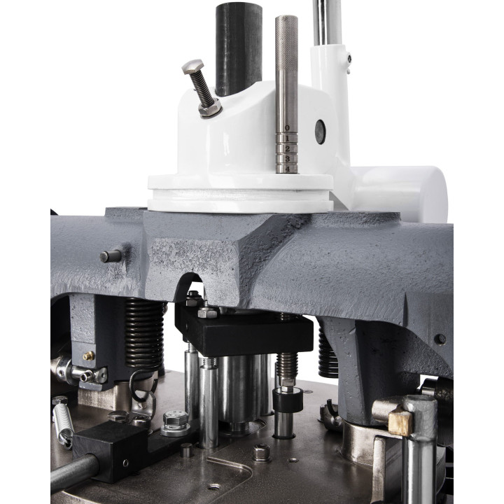 Dzielarko-zaokrąglarka półautomatyczna Divobun 4-30