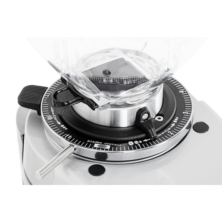 Automatyczny młynek do kawy F64EVO