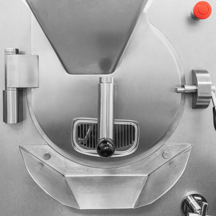 Frezer | do lodów | MEC 9 | poziomy cylinder | 2-9 kg | 400 V | 10,2 kW | 550x730x1400 mm