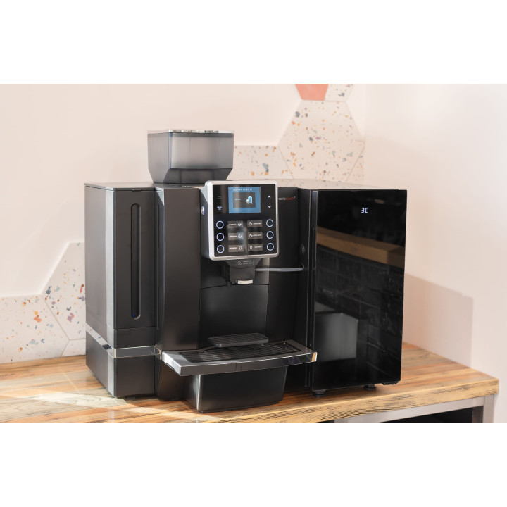 Ekspres do kawy automatyczny | ekran dotykowy | powiększony zbiornik na wodę 6 l | RQK90L