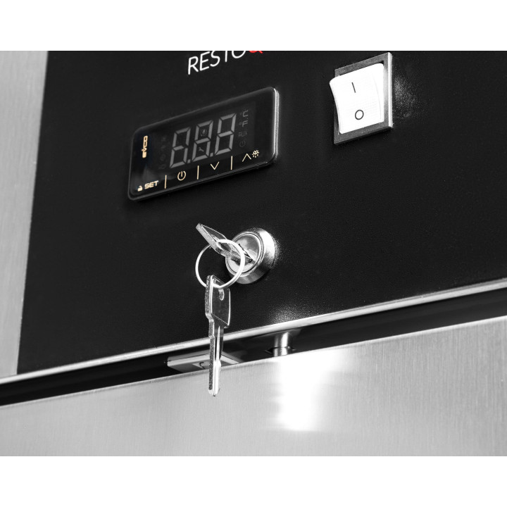 Szafa chłodnicza RQSGLC 700 R | GN 2/1 | stal nierdzewna | drzwi prawe | 700 l | 653x842x2040 mm