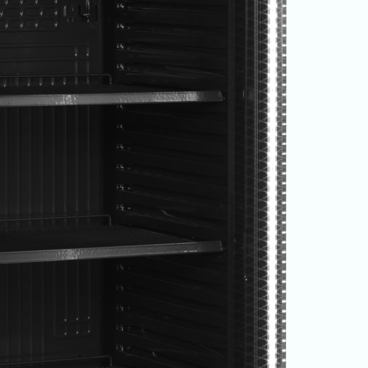 Czarna chłodziarka na butelki 358L CEV435CP BLACK