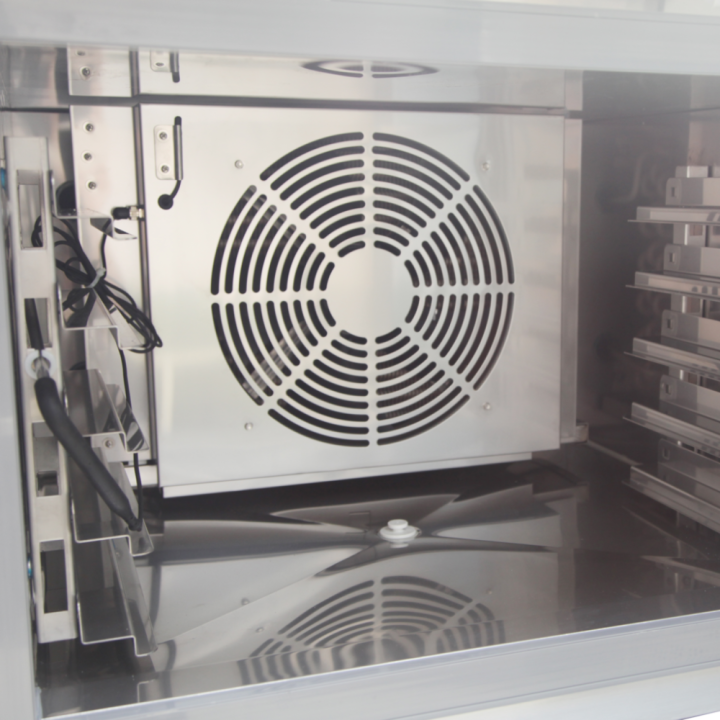 Szokówka chłodziarka/zamrażarka z nawiewem 5*GN1/1 i blachy 600x400 BLCA5X1