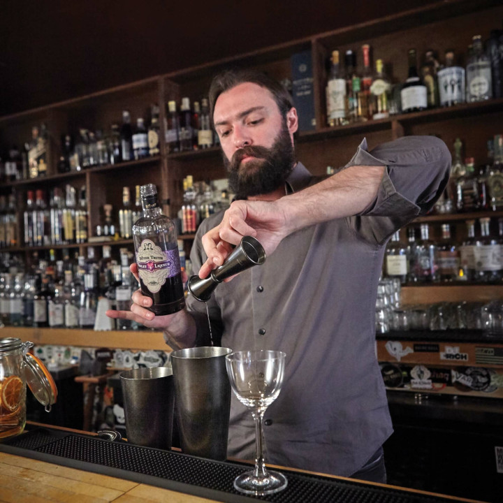 Miarka barmańska Bell z prostą krawędzią, czarna, BarFly, 25/50ml