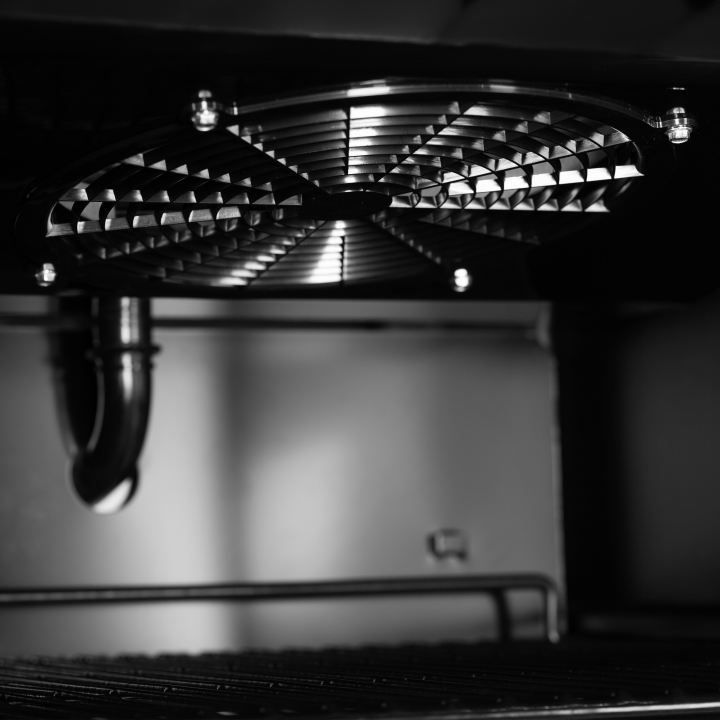 Zamrażarka ekspozycyjna UF400VGB 