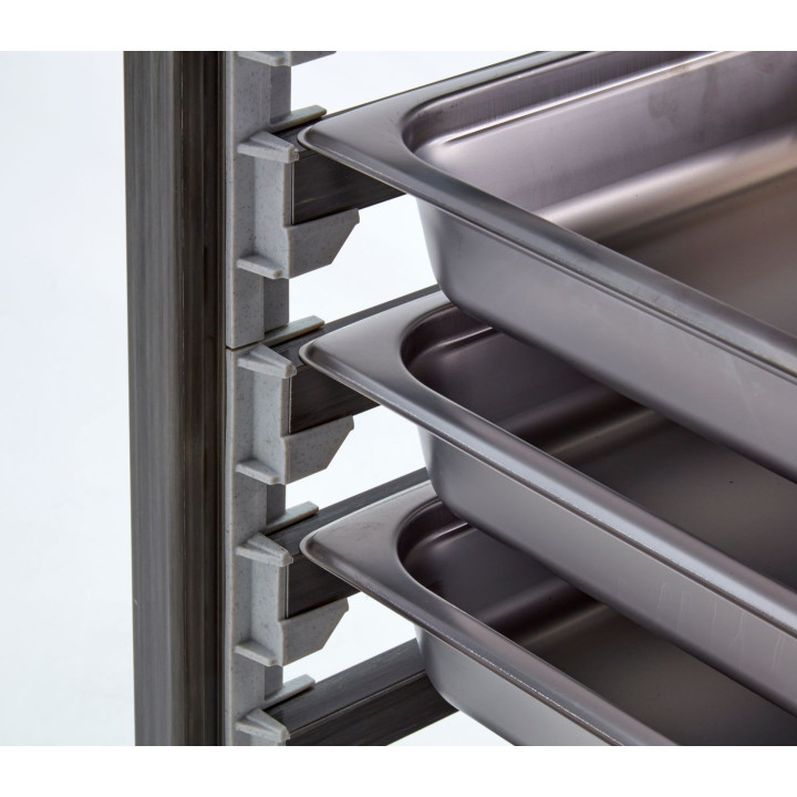 Wózek Camshelving do transportu pojemników, 9 × GN 1/1, Cambro, 730x438x(H)102mm