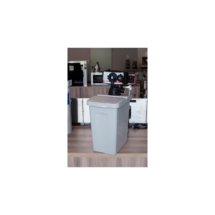 R - 8B ﻿Zmiękczacz automatyczny Redfox 00025809