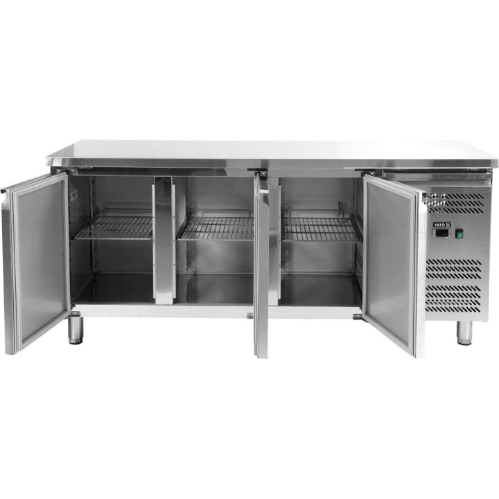Stół chłodniczy 3-drzwiowy linia 600 Yato YG-05258