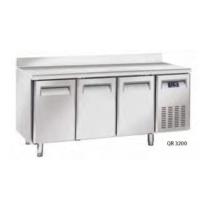 Stół chłodniczy Coolhead 3 drzwiowy, 700mm, z rantem 100mm